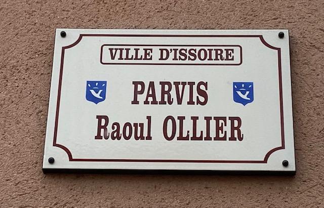 Parvis raoul ollier